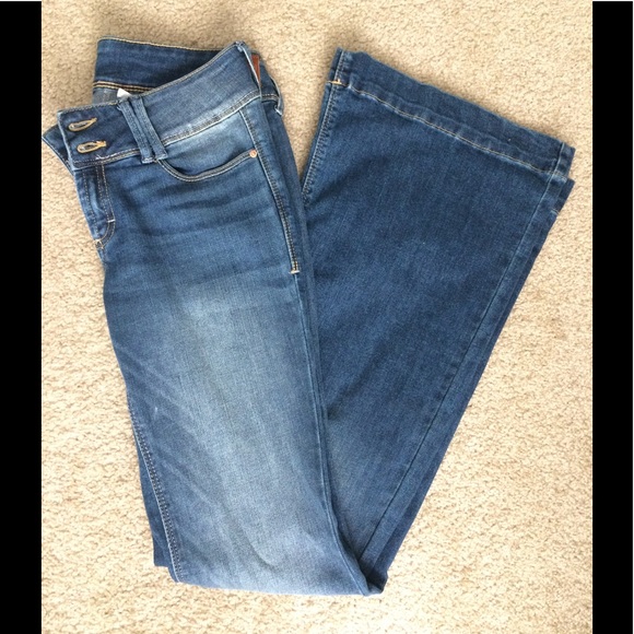 Brand New ✨ The Bailey Flare Jeans ✨ - Picture 3 of 6